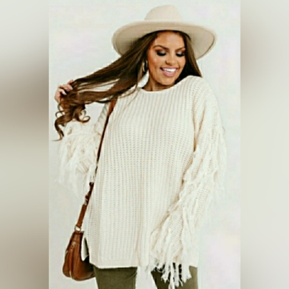 VICI COLLECTION FATE TASSLE SWEATER